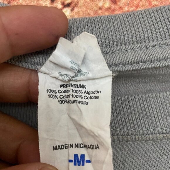 Brad Paisley Shirt Women Medium M Gray Beat This Winter 2014 Tour Concert Tee - Picture 6 of 6